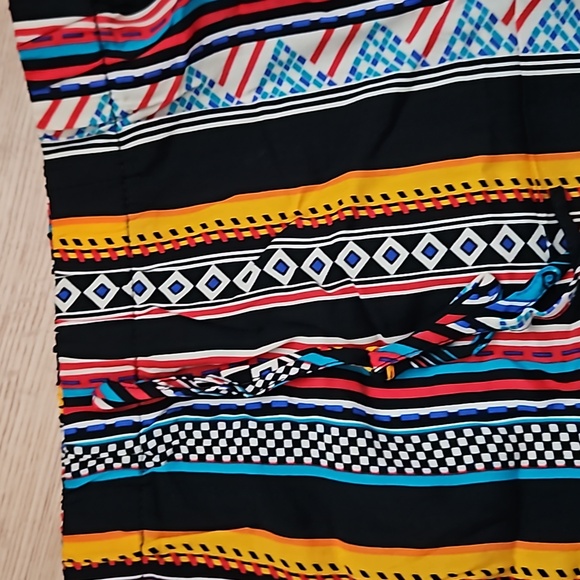 !! FREE SHEIN VCAY Striped & Geo Print High Low Skirt - Picture 3 of 5